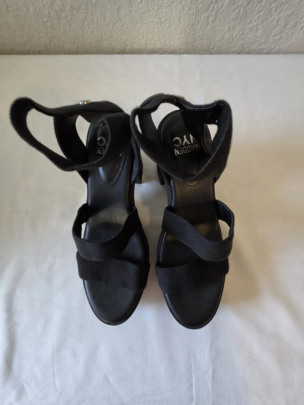 Y2K Madden NYC Women's Black Chunky Platform Sandals Size 10